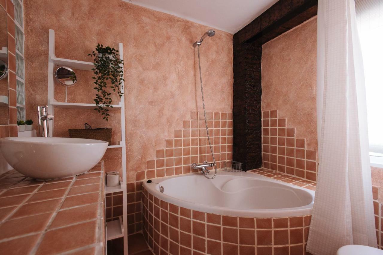 Cozy Attic With Terrace- 1Bd 1Bth- San Vicente Apartment Seville Exterior photo