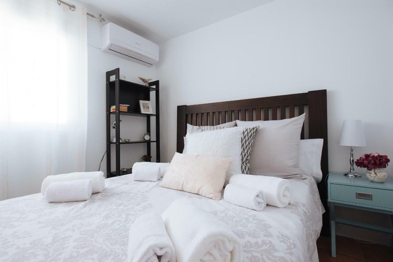 Cozy Attic With Terrace- 1Bd 1Bth- San Vicente Apartment Seville Exterior photo