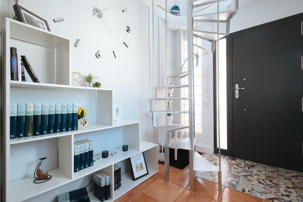 Cozy Attic With Terrace- 1Bd 1Bth- San Vicente Apartment Seville Exterior photo